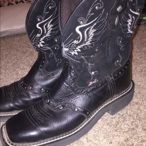 Black Justin Square-toe Boots